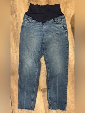 LONG Old Navy Women’s Straight Jeans in Medium Blue Wash